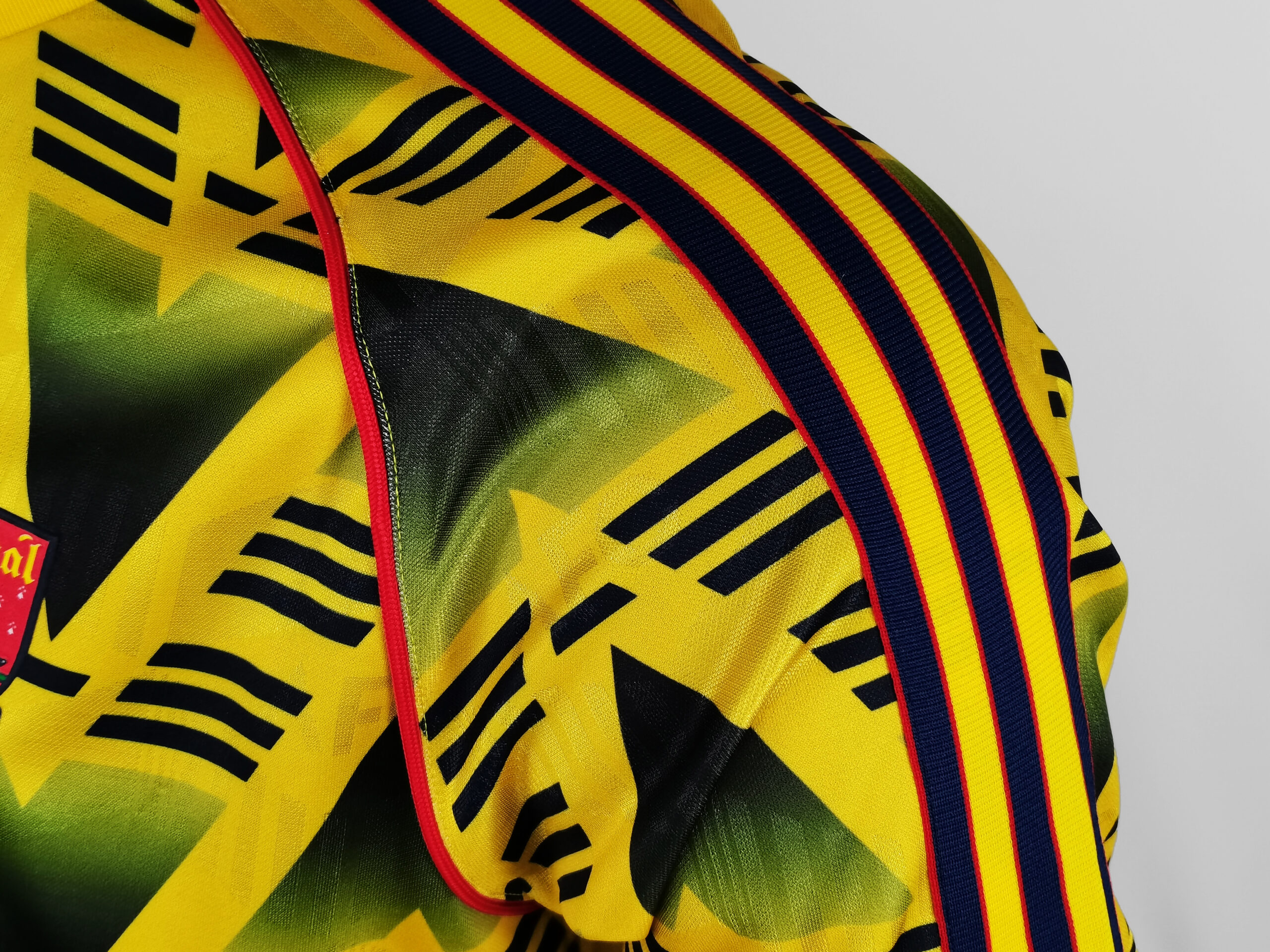 Arsenal Away Retro Jersey 1991-93 (6)